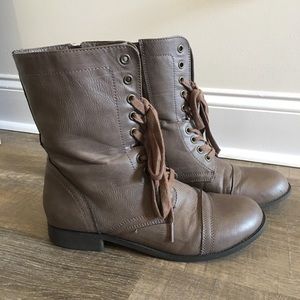 Tan Combat boots